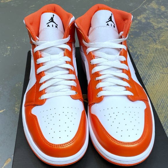 Nike Air Jordan 1 Mid Electro Orange DM3531-800 10 Patent - Picture 4 of 10